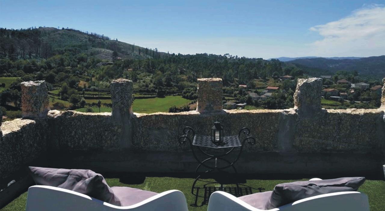 Boutique Hotel Solar Dos Anjos Виейра до Миньо Екстериор снимка